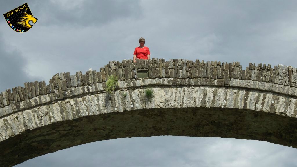 Die Kokori Steinbrücke.